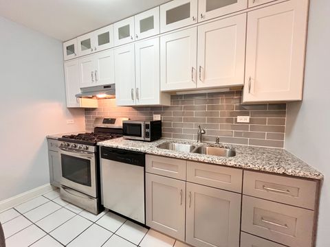 Tiny photo for 1501 E Churchill Drive #105, Palatine, IL 60074 (MLS # 12526653)