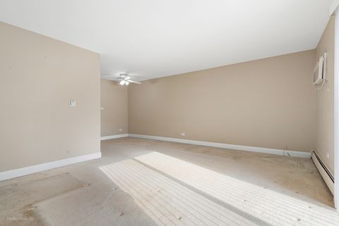 Tiny photo for 1501 E Churchill Drive #105, Palatine, IL 60074 (MLS # 12526653)