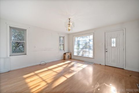 Tiny photo for 253 Church Street, West Chicago, IL 60185 (MLS # 12512368)