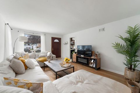 Tiny photo for 2449 Leyden Avenue, River Grove, IL 60171 (MLS # 12498688)