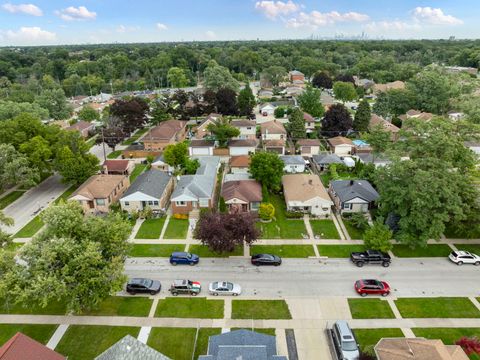 Tiny photo for 2449 Leyden Avenue, River Grove, IL 60171 (MLS # 12498688)