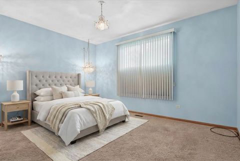 Tiny photo for 11742 Nottingham Drive, Huntley, IL 60142 (MLS # 12647614)