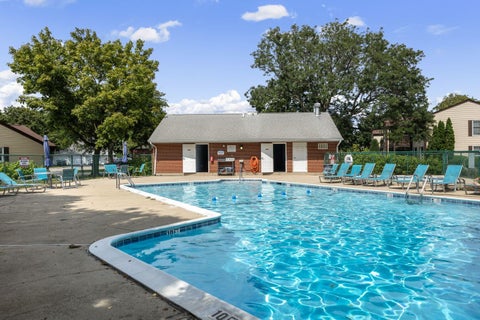 Tiny photo for 2169 Sunderland Court #201B, Naperville, IL 60565 (MLS # 12748197)