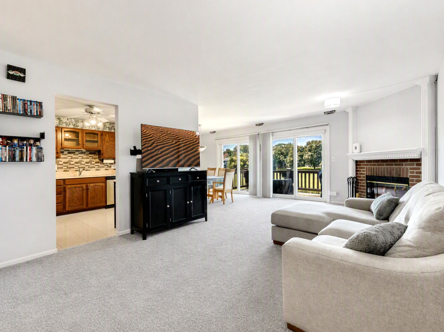 2169 Sunderland Court 201B
