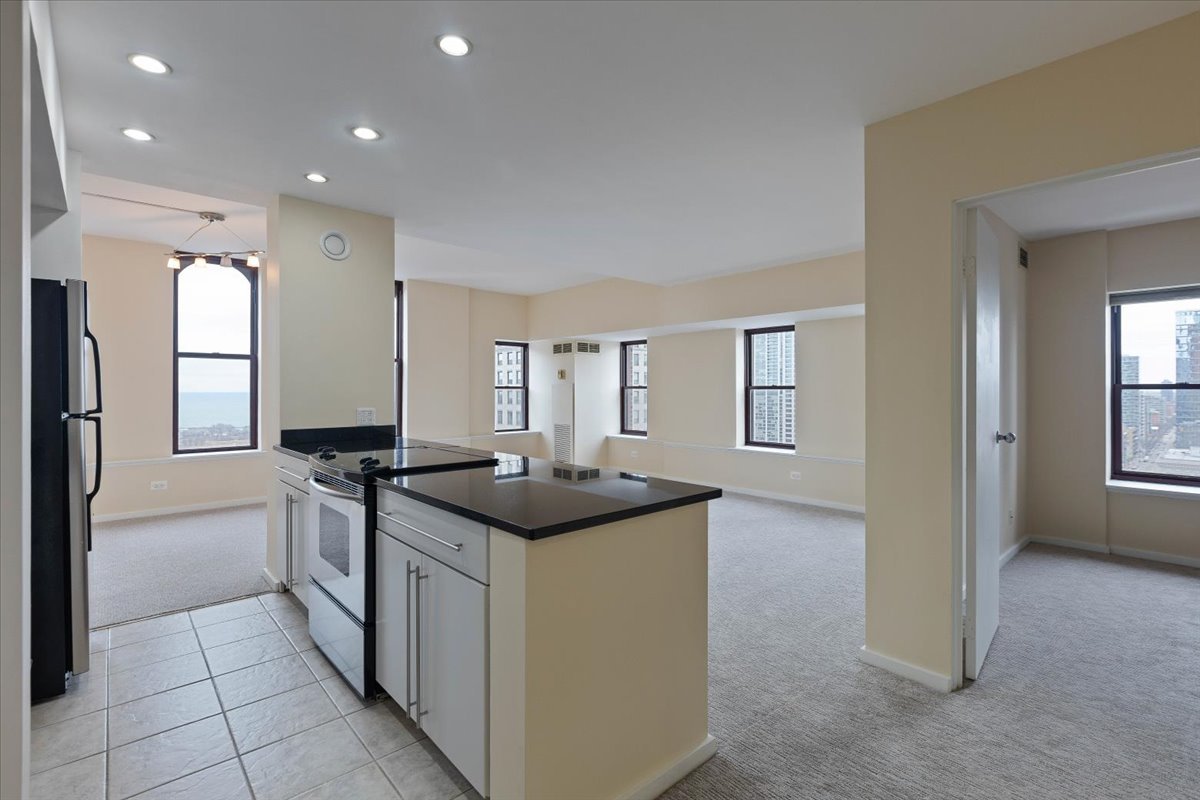 40 E 9th Street 1802