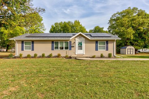 Photo of 408 E Barker Street, Tuscola, IL 61953 (MLS # 12484363)