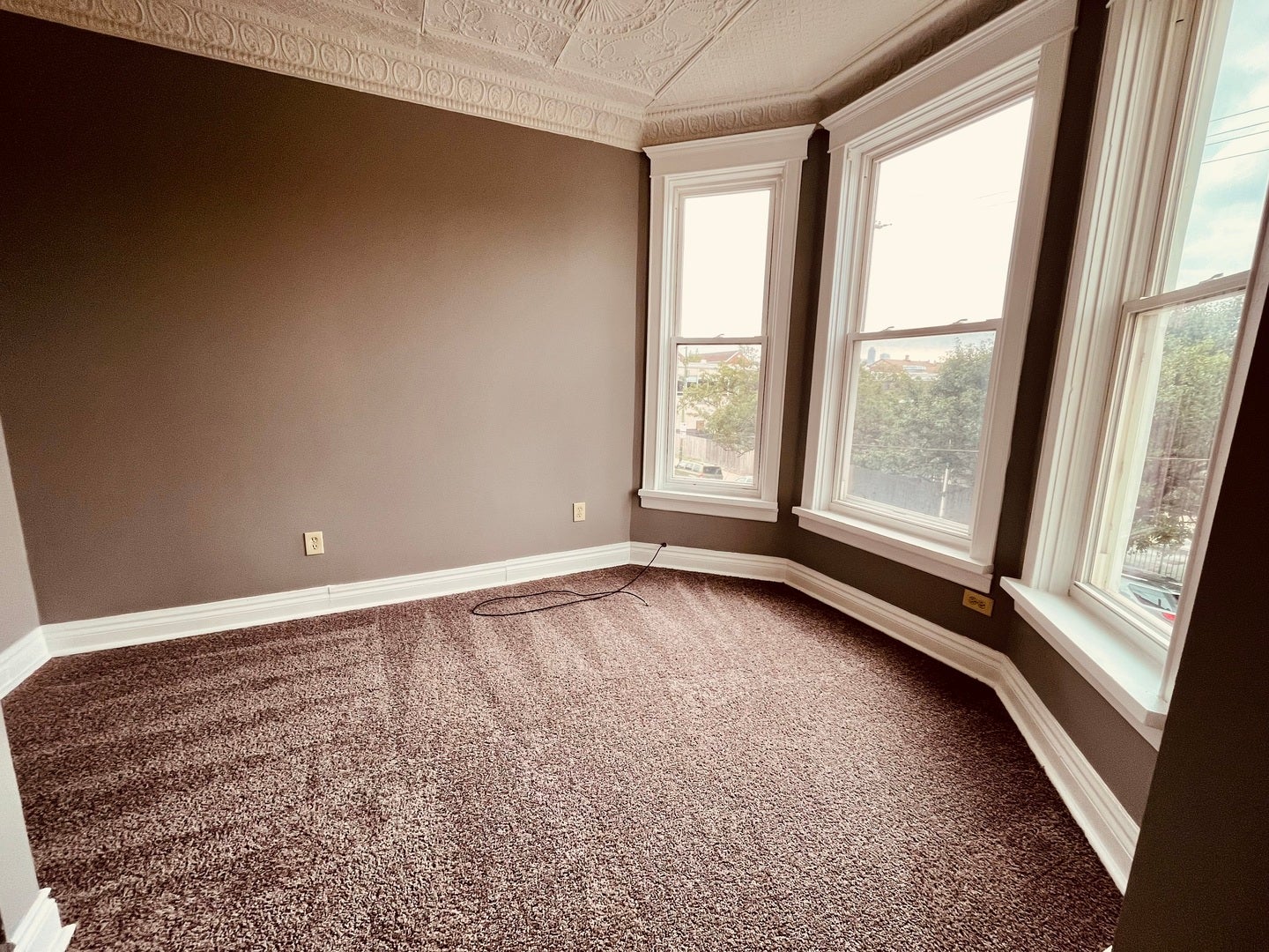 1700 W 19th Street