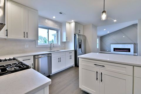 Tiny photo for 8218 Linder Avenue, Burbank, IL 60459 (MLS # 12465861)