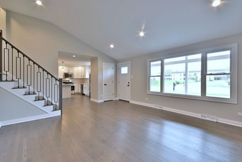 Tiny photo for 8218 Linder Avenue, Burbank, IL 60459 (MLS # 12465861)