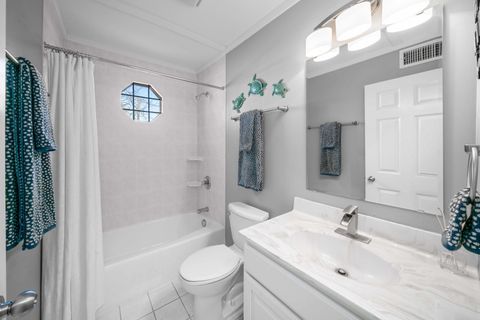 Tiny photo for 3 Holiday Drive, Lake Holiday, IL 60552 (MLS # 12514475)