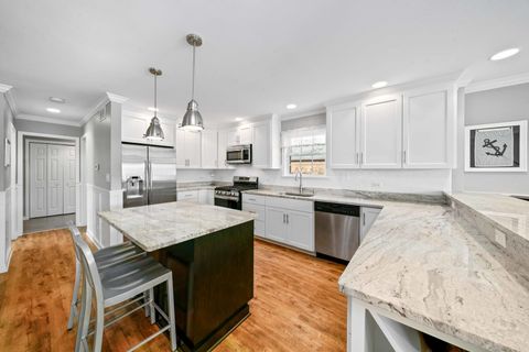 Tiny photo for 3 Holiday Drive, Lake Holiday, IL 60552 (MLS # 12514475)