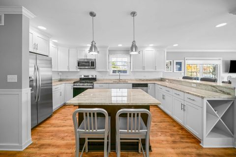 Tiny photo for 3 Holiday Drive, Lake Holiday, IL 60552 (MLS # 12514475)