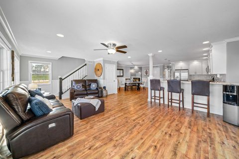 Tiny photo for 3 Holiday Drive, Lake Holiday, IL 60552 (MLS # 12514475)