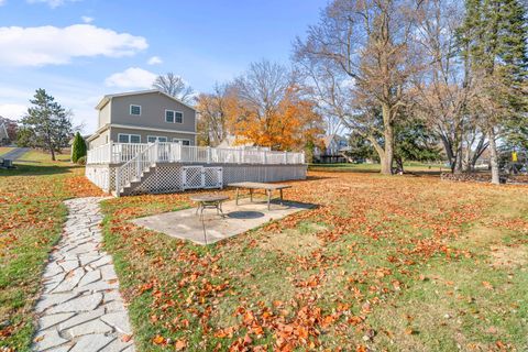 Tiny photo for 3 Holiday Drive, Lake Holiday, IL 60552 (MLS # 12514475)