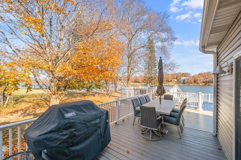Tiny photo for 3 Holiday Drive, Lake Holiday, IL 60552 (MLS # 12514475)
