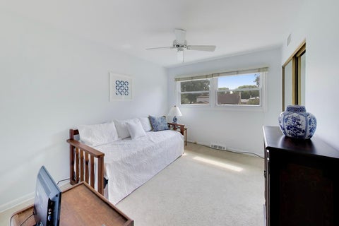 Tiny photo for 2314 E Lillian Lane, Arlington Heights, IL 60004 (MLS # 12749417)