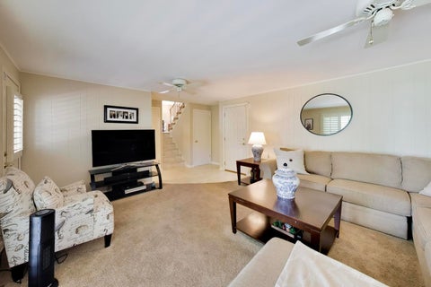 Tiny photo for 2314 E Lillian Lane, Arlington Heights, IL 60004 (MLS # 12749417)