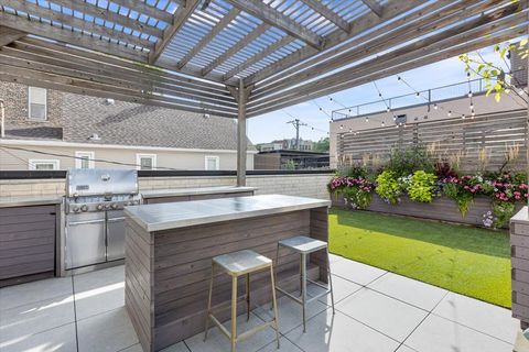 Tiny photo for 2138 N Damen Avenue #2, Chicago, IL 60647 (MLS # 12519469)