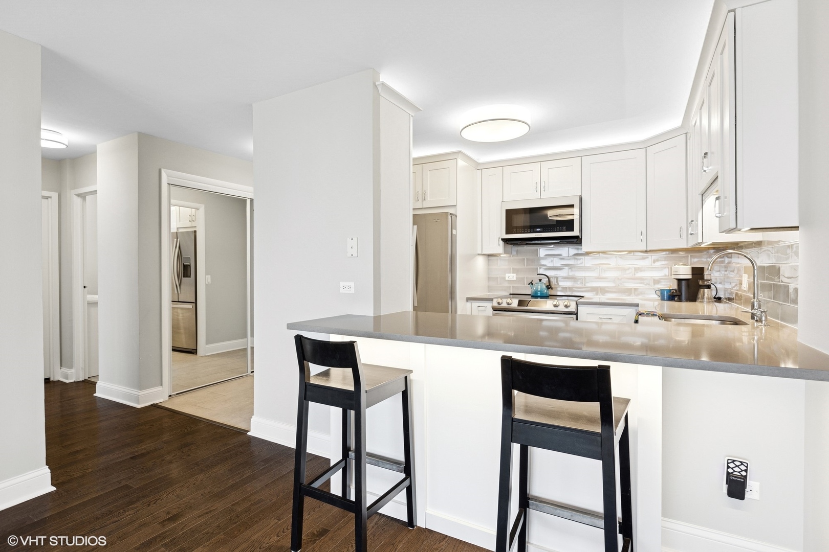 5415 N Sheridan Road 3004
