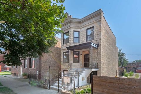 653 N Lawndale Avenue Chicago IL 60624