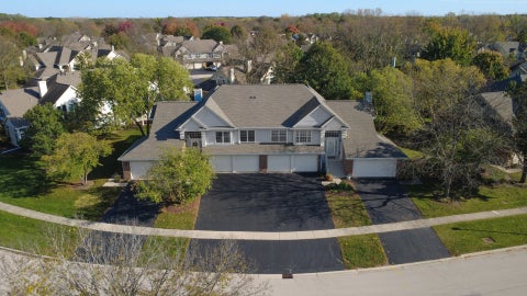 Tiny photo for 30W101 Willow Lane #B, Warrenville, IL 60555 (MLS # 12791576)