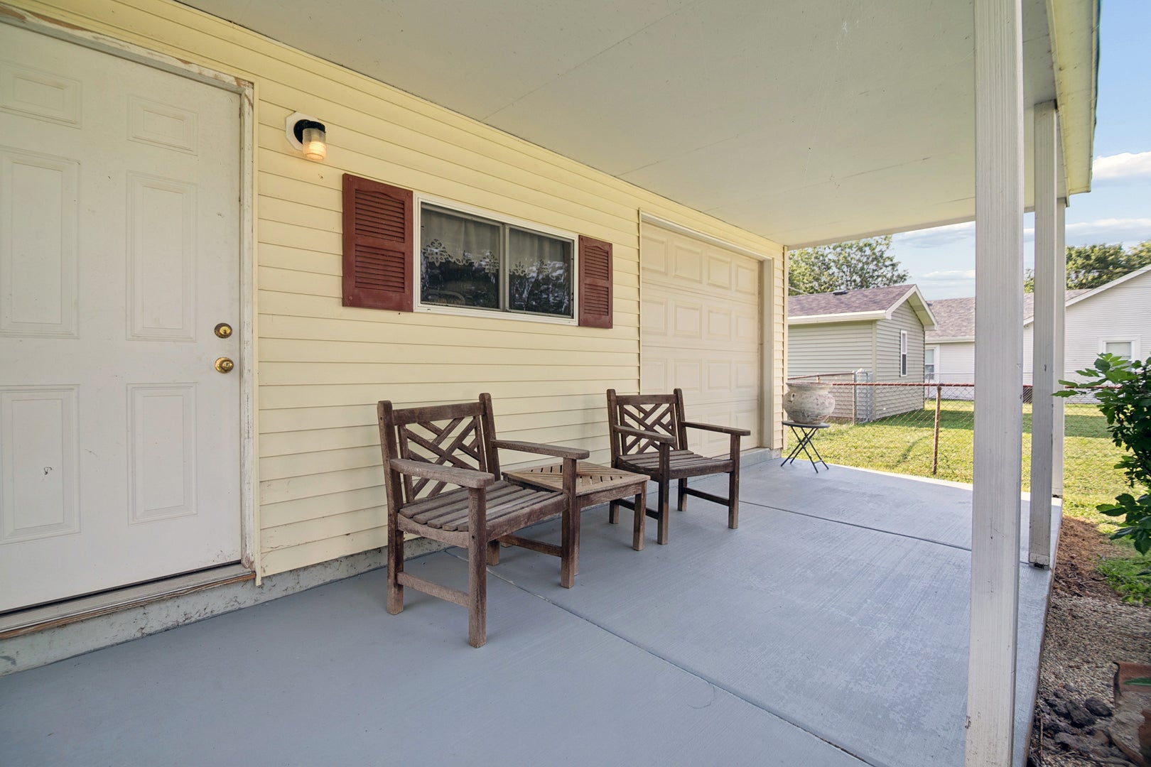 360 S Grand Avenue