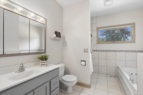 Tiny photo for 27175 N Gilmer Road, Mundelein, IL 60060 (MLS # 12754574)