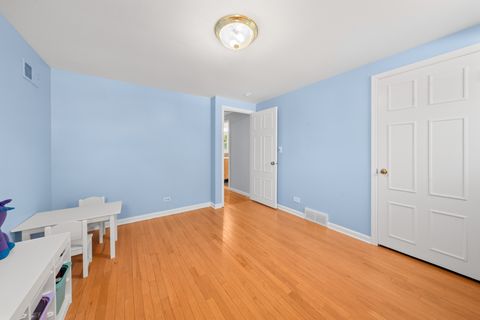 Tiny photo for 25W257 Gunston Avenue, Naperville, IL 60540 (MLS # 12489293)