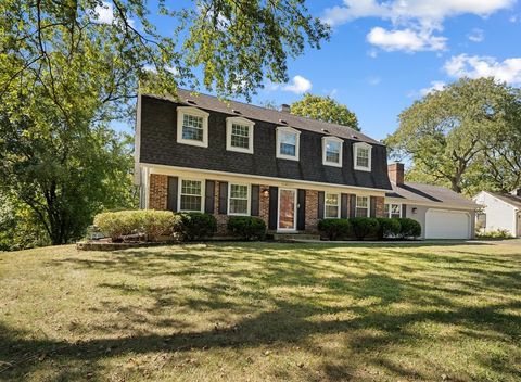 Photo of 25W257 Gunston Avenue, Naperville, IL 60540 (MLS # 12489293)