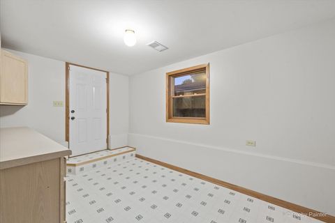 Tiny photo for 1842 Country Knoll Lane, Elgin, IL 60123 (MLS # 12498049)