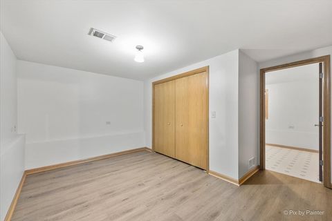 Tiny photo for 1842 Country Knoll Lane, Elgin, IL 60123 (MLS # 12498049)