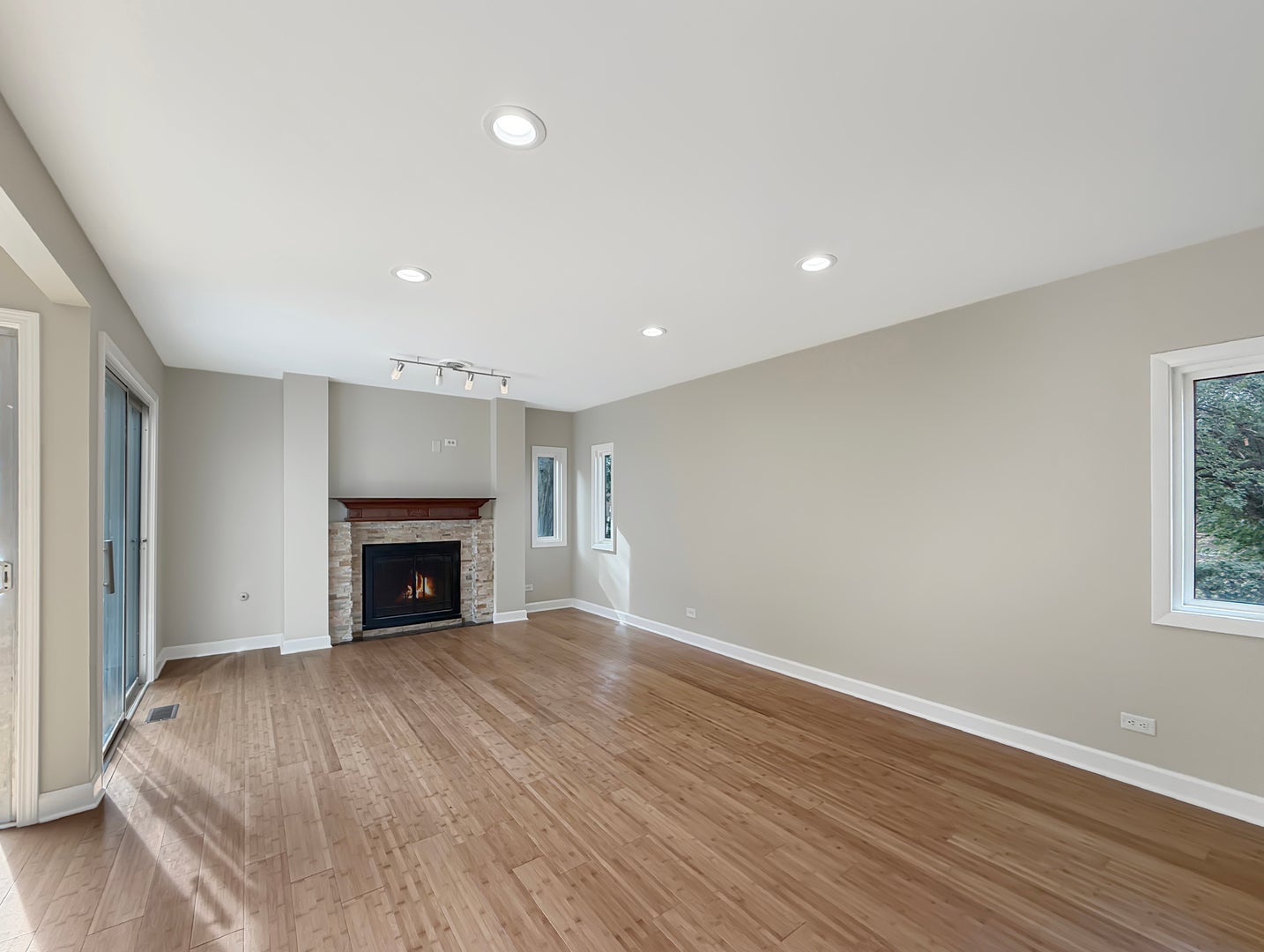 647 Darien Court
