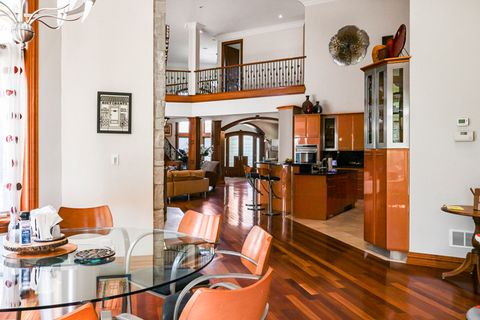 Tiny photo for 904 S Edgewood Lane, Mount Prospect, IL 60056 (MLS # 12588970)