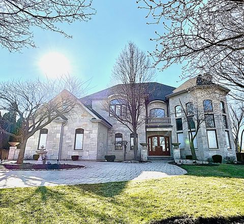 904 S Edgewood Lane Mount Prospect IL 60056