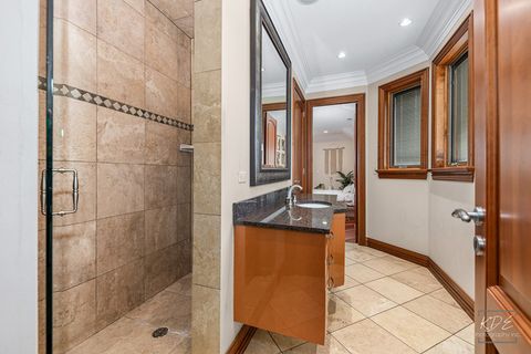 Tiny photo for 904 S Edgewood Lane, Mount Prospect, IL 60056 (MLS # 12588970)