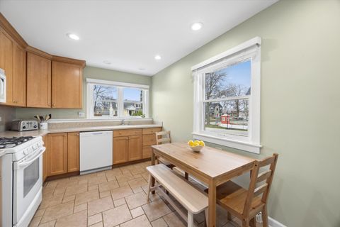 Tiny photo for 5325 S Catherine Avenue, Countryside, IL 60525 (MLS # 12600868)