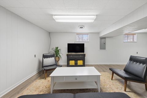 Tiny photo for 5325 S Catherine Avenue, Countryside, IL 60525 (MLS # 12600868)