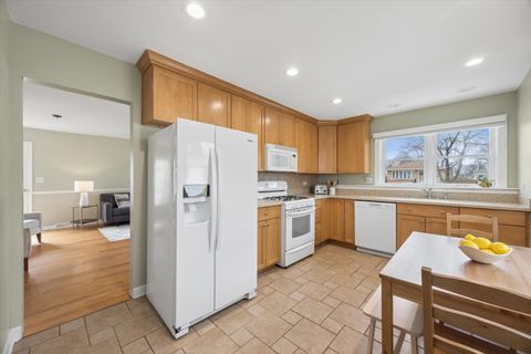 Tiny photo for 5325 S Catherine Avenue, Countryside, IL 60525 (MLS # 12600868)