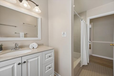 Tiny photo for 5325 S Catherine Avenue, Countryside, IL 60525 (MLS # 12600868)