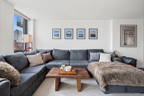 Tiny photo for 1660 N La Salle Drive #609, Chicago, IL 60614 (MLS # 12555153)