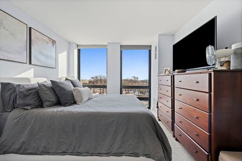 Tiny photo for 1660 N La Salle Drive #609, Chicago, IL 60614 (MLS # 12555153)