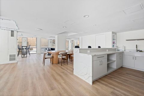 Tiny photo for 1660 N La Salle Drive #609, Chicago, IL 60614 (MLS # 12555153)