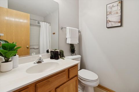 Tiny photo for 859 Symphony Drive, Aurora, IL 60504 (MLS # 12518243)