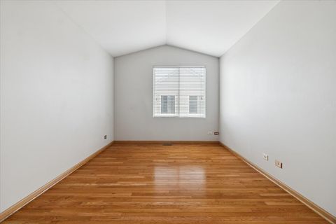 Tiny photo for 859 Symphony Drive, Aurora, IL 60504 (MLS # 12518243)