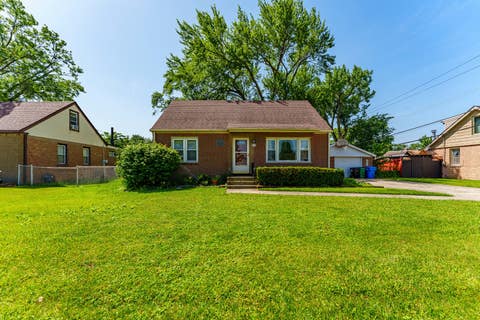 Photo of 7805 Suburban Lane, Bridgeview, IL 60455 (MLS # 12694607)