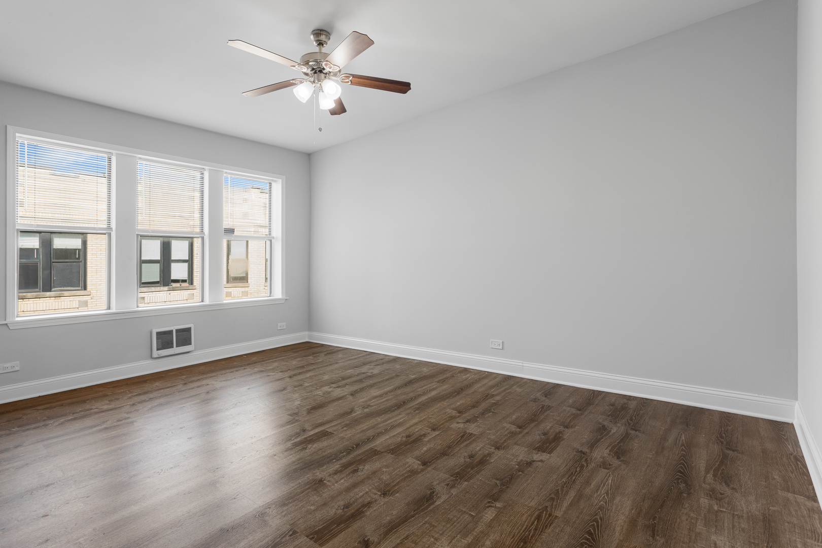 3635 W Dickens Avenue 1A