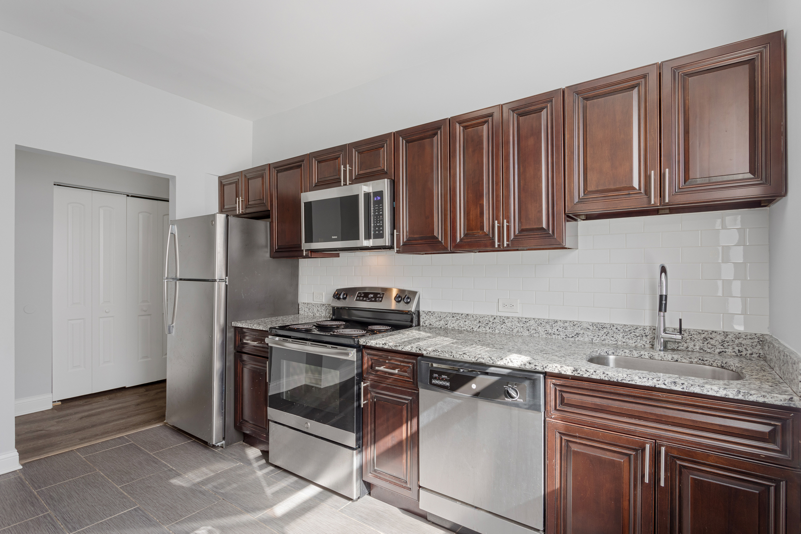 3635 W Dickens Avenue 1A