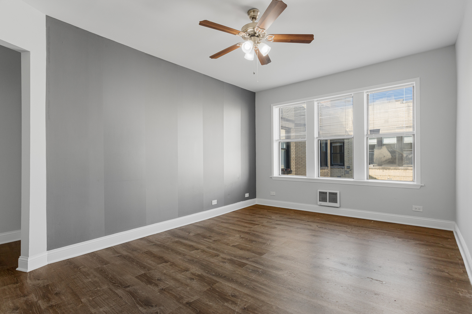 3635 W Dickens Avenue 1A