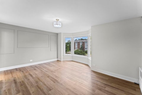 Tiny photo for 2400 Archbury Drive #2E, Park Ridge, IL 60068 (MLS # 12690416)