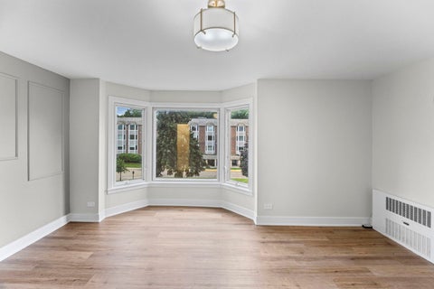 Tiny photo for 2400 Archbury Drive #2E, Park Ridge, IL 60068 (MLS # 12690416)